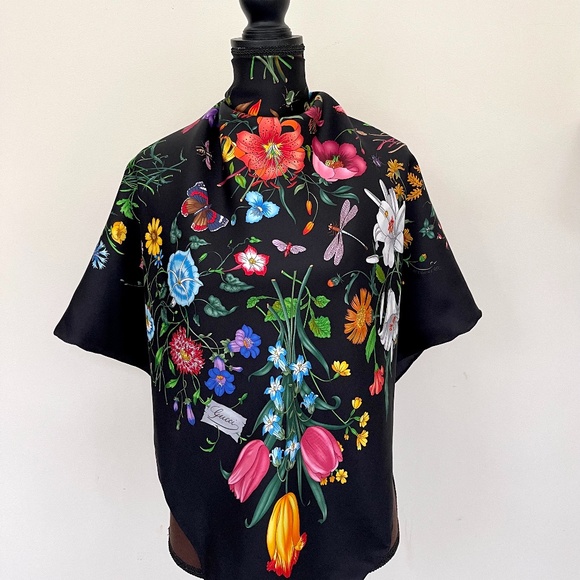 New Gucci Scarf Iconic Floral Black Silk Wrap - Picture 1 of 15